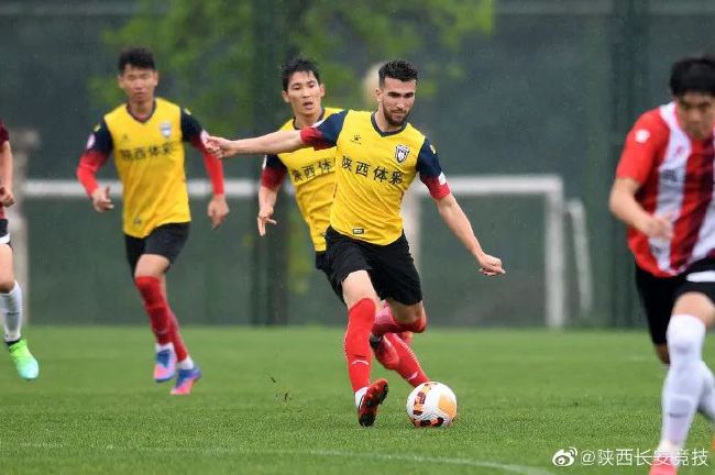 小14洗澡视频